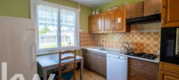 3 Schlafzimmer Haus in Romorantin-Lanthenay, France, Nr. 270717 8