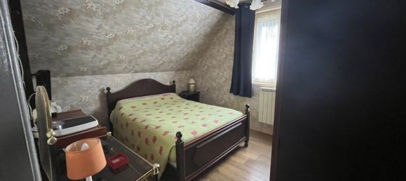 Casa de 3 dormitorios en Puy-de-Dome, France No. 305003 4