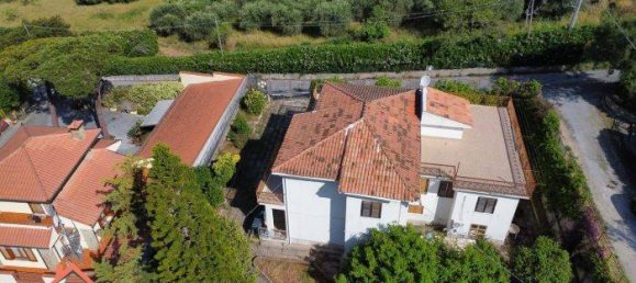 4 bedrooms Villa in Castellabate, Italy No. 170064 23