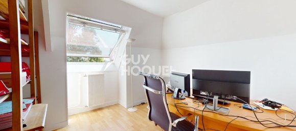 5 bedrooms Apartment in Tours, France No. 249961 9