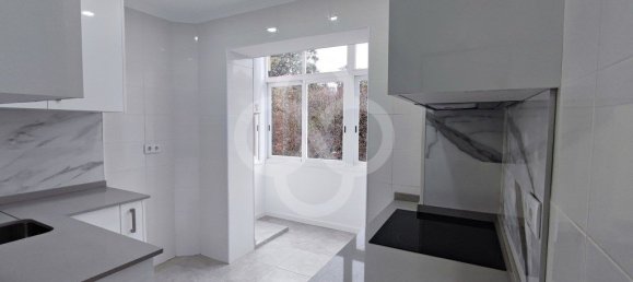 1 bedroom Apartment in Lisbon, Portugal No. 155231 2