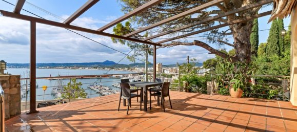 Casa de 4 dormitorios en Alicante, Spain No. 67073 2