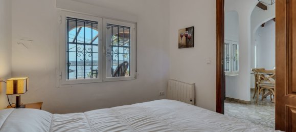 Casa de 4 dormitorios en Alicante, Spain No. 67073 39