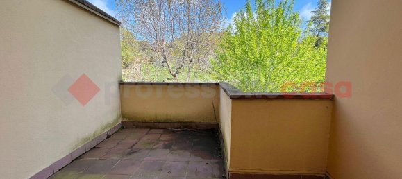 8 rooms House in Arezzo, Italy No. 37669 11