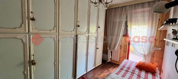 8 rooms House in Arezzo, Italy No. 37669 52