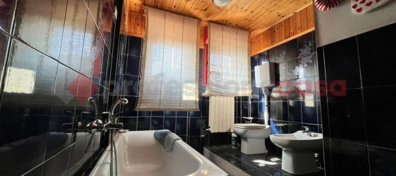 8 rooms House in Arezzo, Italy No. 37669 58