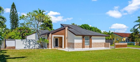 3 dormitorios villa en venta en Miami, Miami-Dade, Florida, USA № 614177 2