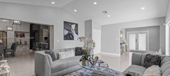 3 dormitorios villa en venta en Miami, Miami-Dade, Florida, USA № 614177 9
