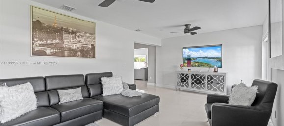 3 dormitorios villa en venta en Miami, Miami-Dade, Florida, USA № 614177 17
