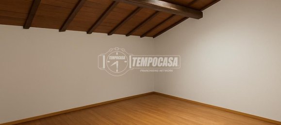 4-Zimmer Haus in Calco, Italy, Nr. 258134 2