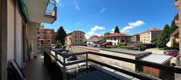 Квартира с 3 комнатами в Варесе, Италия № 151801 8