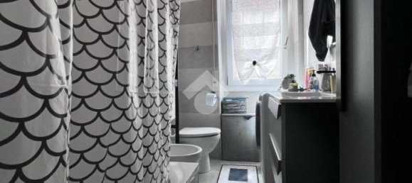 Квартира с 3 комнатами в Варесе, Италия № 151801 10