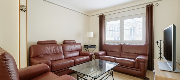 3 bedrooms Building in Pouilly, France No. 324255 3