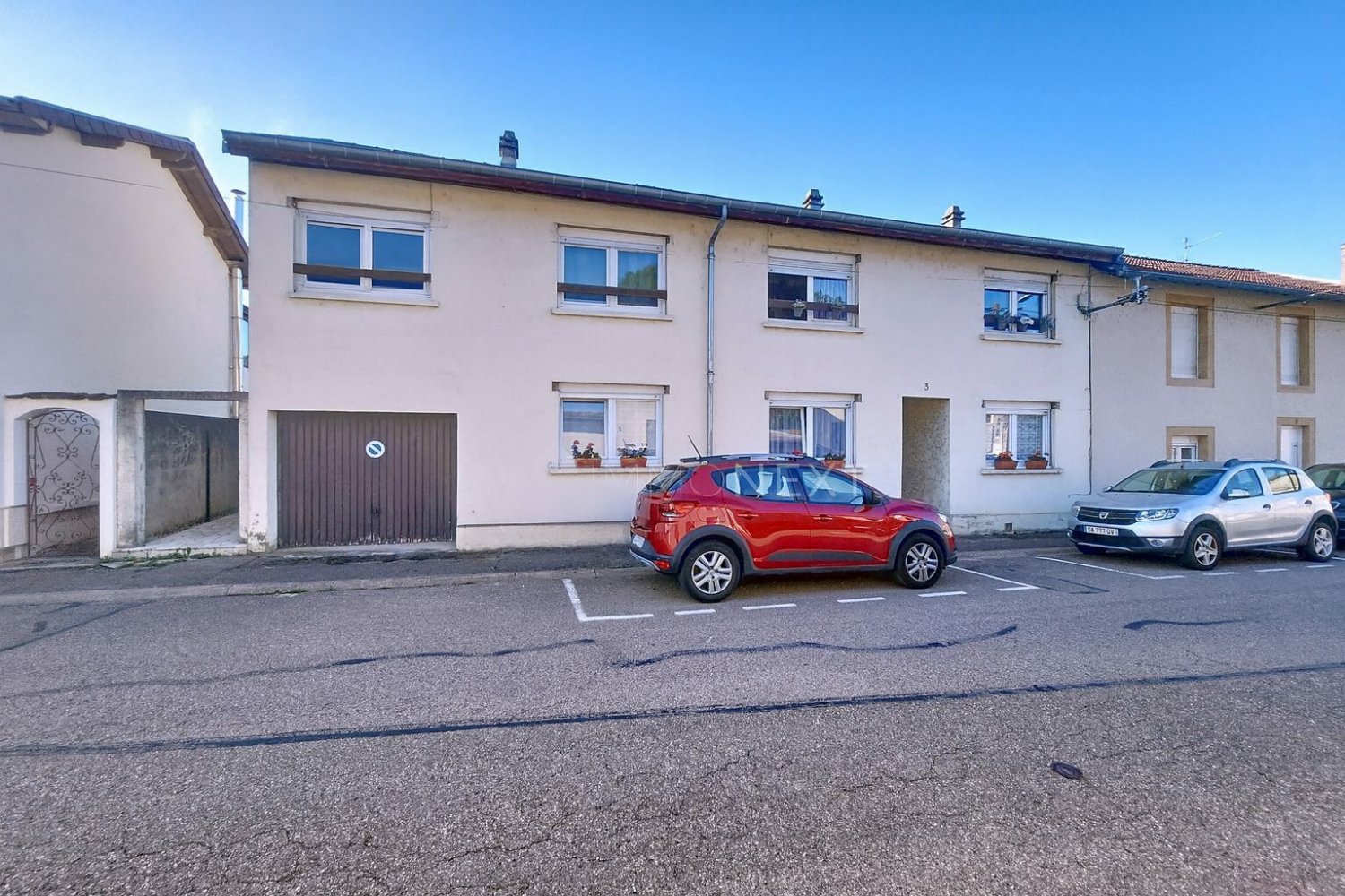 3 bedrooms Building in Pouilly, France No. 324255