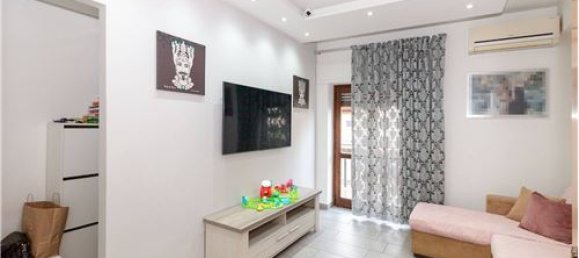 Квартира с 2 спальнями в Ачи Катена, Италия № 280121 8