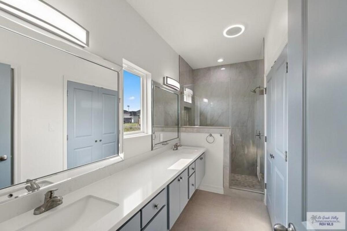 Дом с 3 спальнями в Brownsville, США № 266874