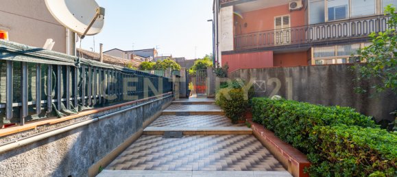 2 chambres Appartement à Pedara, Italy No. 291825 3