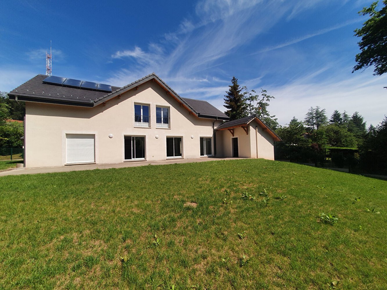 5 chambres Maison à Chantraine, France No. 73474