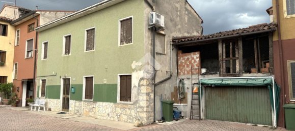 2 bedrooms House in Montecchio Maggiore, Italy No. 271762 23