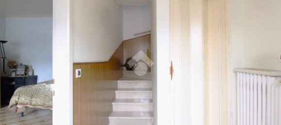 2 bedrooms House in Montecchio Maggiore, Italy No. 271762 3