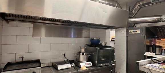 2 rooms Commercial property in Rome, Italy No. 251623 5