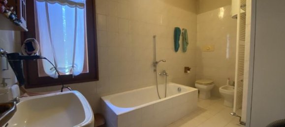 4-salle Maison à Soliera, Italy No. 233639 9