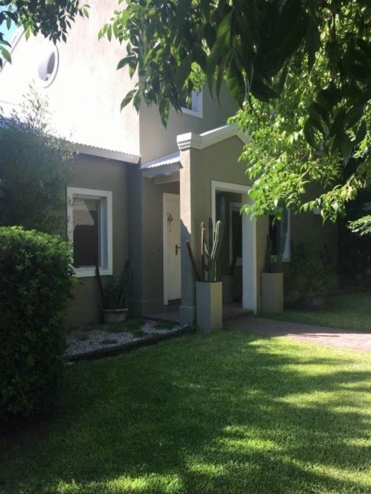 3 غرف نوم منزل في Pilar, Argentina رقم 92600