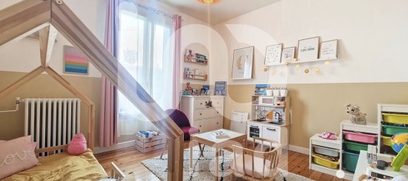 Casa de 3 dormitorios en Ecouen, France No. 285797 9