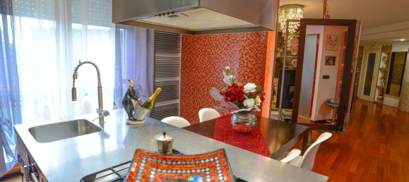 4 rooms Apartment in Vado Ligure, Italy No. 187729 12