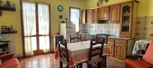 4 bedrooms House in Viola, Italy No. 320279 8