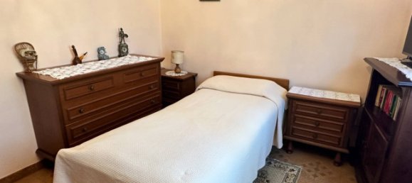 4 bedrooms House in Viola, Italy No. 320279 10