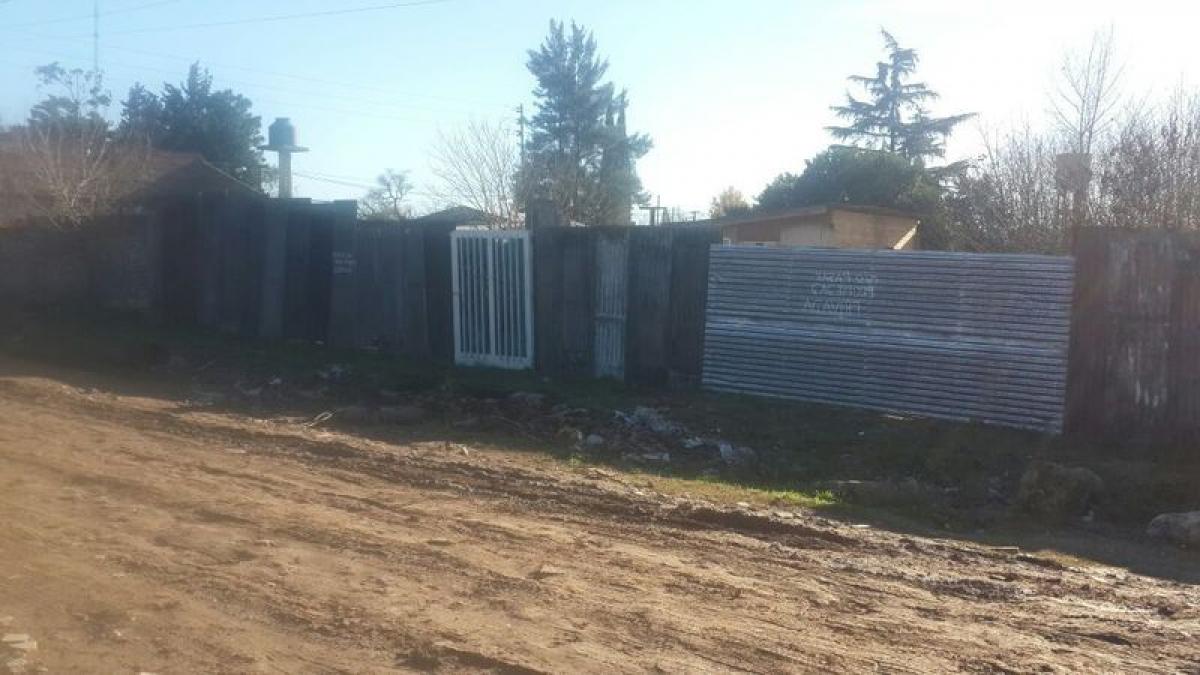  Land in Bermudez, Argentina No. 33829