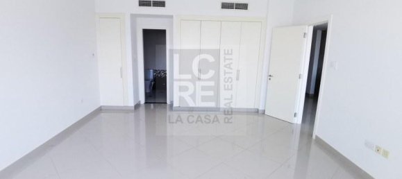 2 bedrooms Apartment in Al Reem Island, UAE No. 5937 7