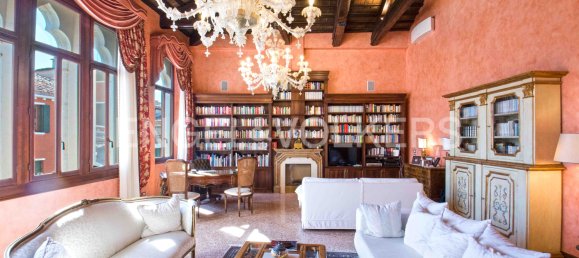 5 bedrooms Apartment in Venice, Italy No. 129953 3