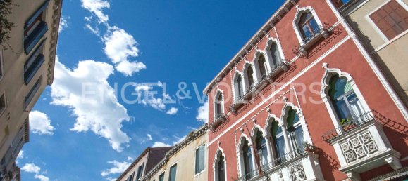 5 bedrooms Apartment in Venice, Italy No. 129953 5