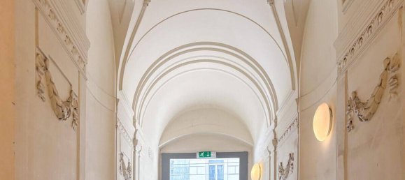 2 rooms Apartment in Josefstadt, Austria No. 225846 2