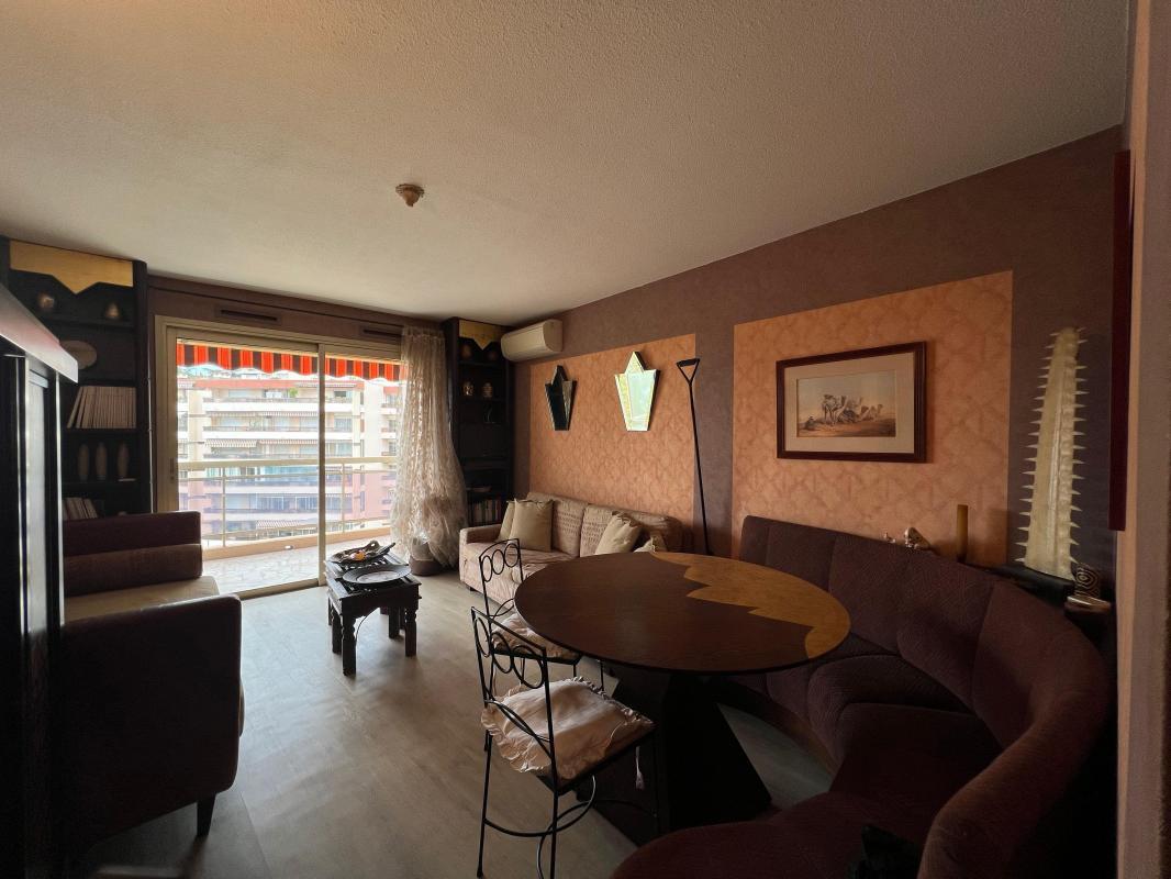 2غرفة شقة في Cannes, France رقم 354838