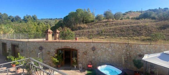 9-salle Maison à Volterra, Italy No. 204529 2