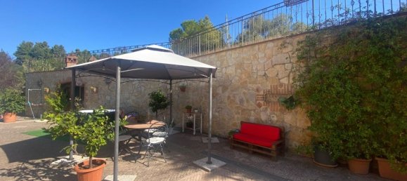 9-salle Maison à Volterra, Italy No. 204529 3