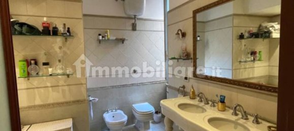 3 bedrooms Apartment in Rome, Italy No. 251543 16