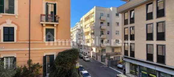 3 bedrooms Apartment in Rome, Italy No. 251543 15