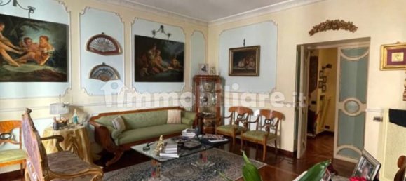 3 bedrooms Apartment in Rome, Italy No. 251543 9