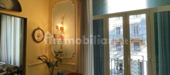 3 bedrooms Apartment in Rome, Italy No. 251543 8