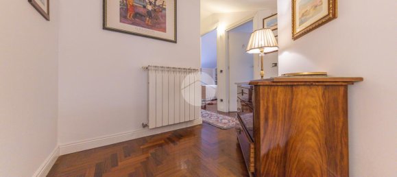 4 rooms Apartment in Rome, Italy No. 22311 25