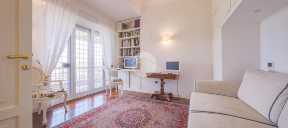 4 rooms Apartment in Rome, Italy No. 22311 9