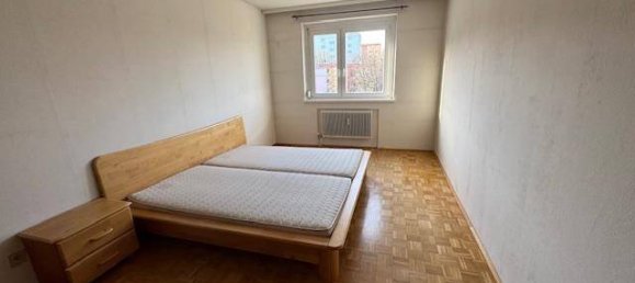 2 rooms Apartment in Waltendorf, Austria No. 170331 3