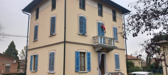 8 rooms Villa in Cavriago, Italy No. 85659 2