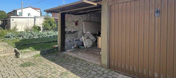 3 Schlafzimmer Wohnung in Cermenate, Italy, Nr. 378831 2