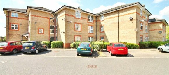 2 Schlafzimmer Wohnung in Surrey, United Kingdom, Nr. 8605 9