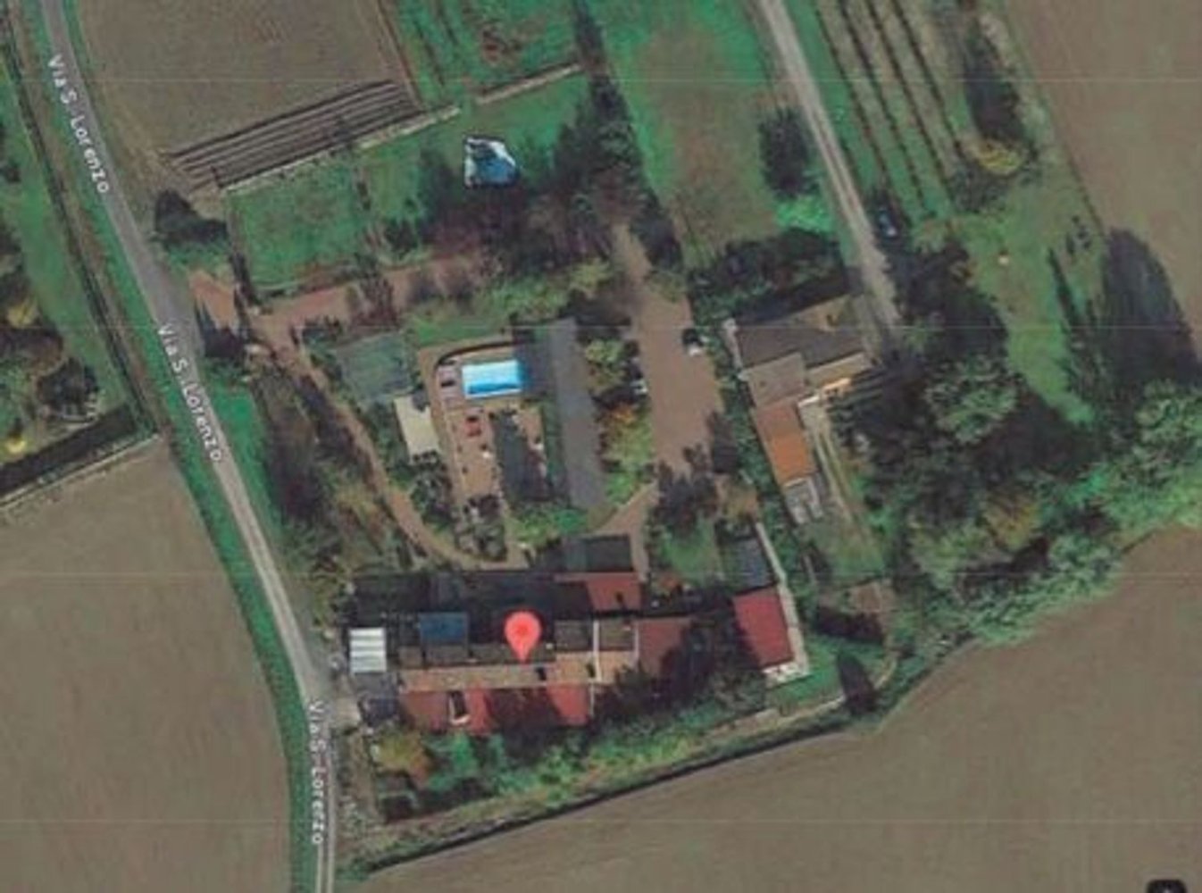  عقار تجاري في Gaiba, Italy 772متر مربع رقم 53444